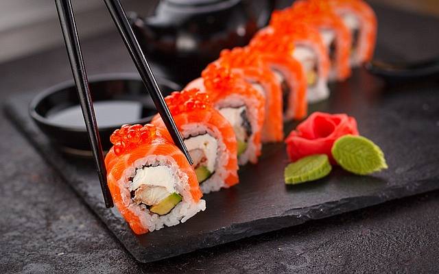 Jak wybrać najlepsze składniki do sushi?